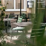 Hotel Kyriad Centre - Restaurant Moze 3*