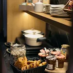 Kyriad Centre - Restaurant Moze 3*