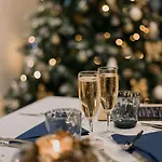 Kyriad Centre - Restaurant Moze 3*