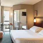 Hotel Kyriad Centre - Restaurant Moze 3*