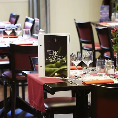 Kyriad Centre - Restaurant Moze ホテル