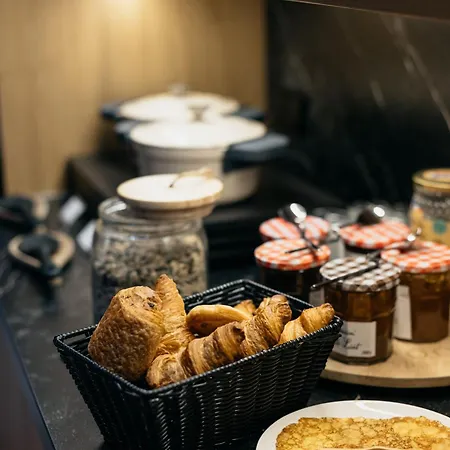 Kyriad Centre - Restaurant Moze メス