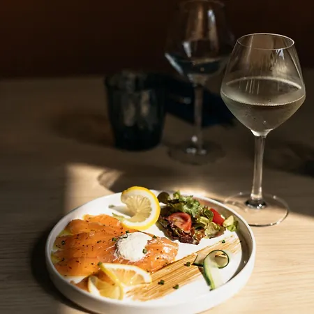 Kyriad Centre - Restaurant Moze