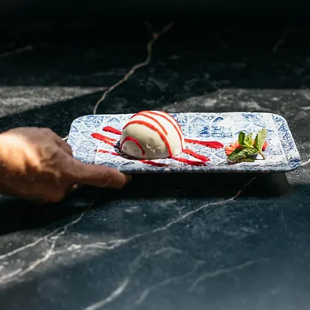 Kyriad Centre - Restaurant Moze ホテル 3*