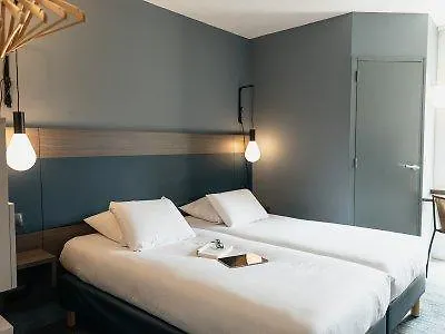 Kyriad Centre - Restaurant Moze 3*