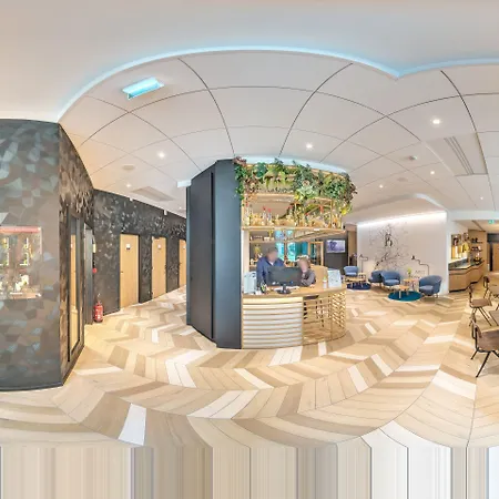 מלון Kyriad Centre - Restaurant Moze 3*