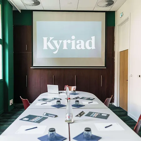 Kyriad Centre - Restaurant Moze Hotel