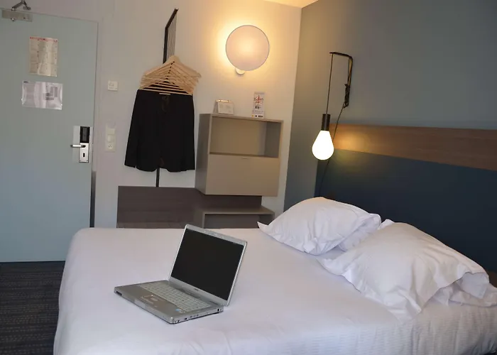 Kyriad Centre - Restaurant Moze 3* Metz