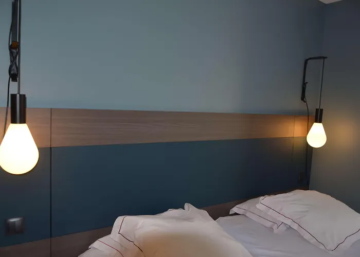 Kyriad Centre - Restaurant Moze Hotel Mety