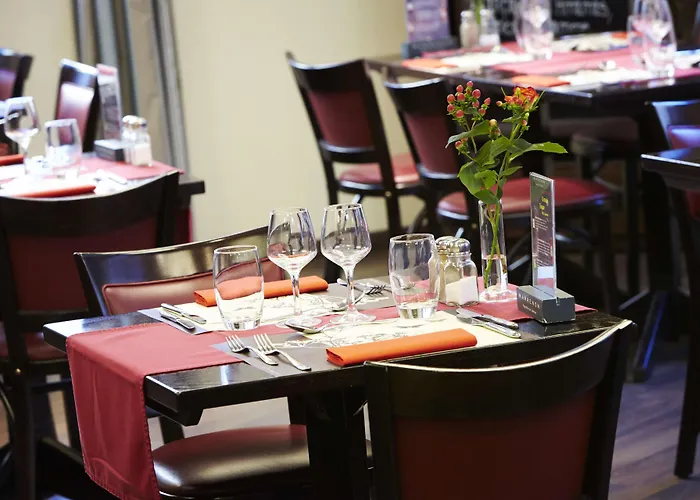 Отель Kyriad Centre - Restaurant Moze Мец