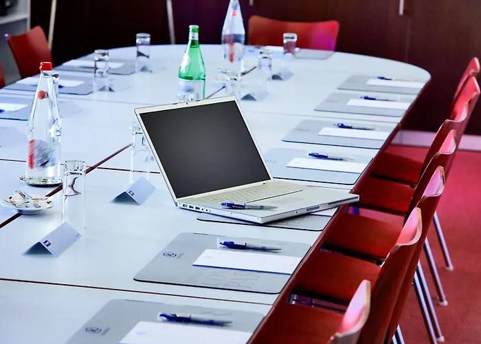 Отель Kyriad Centre - Restaurant Moze