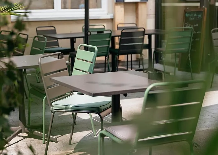 Kyriad Centre - Restaurant Moze Hotel Mety