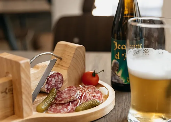 Отель Kyriad Centre - Restaurant Moze