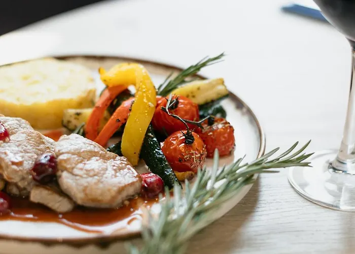 Hotel Kyriad Centre - Restaurant Moze 3*