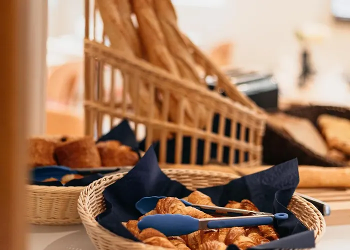 Kyriad Centre - Restaurant Moze Мец