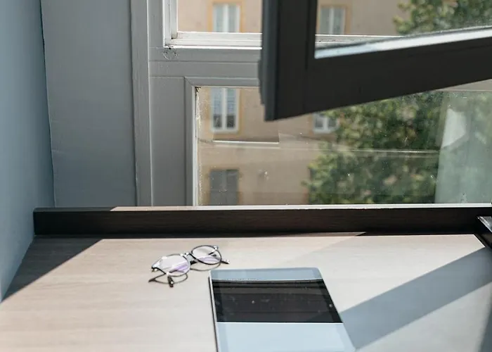 Kyriad Centre - Restaurant Moze 3*