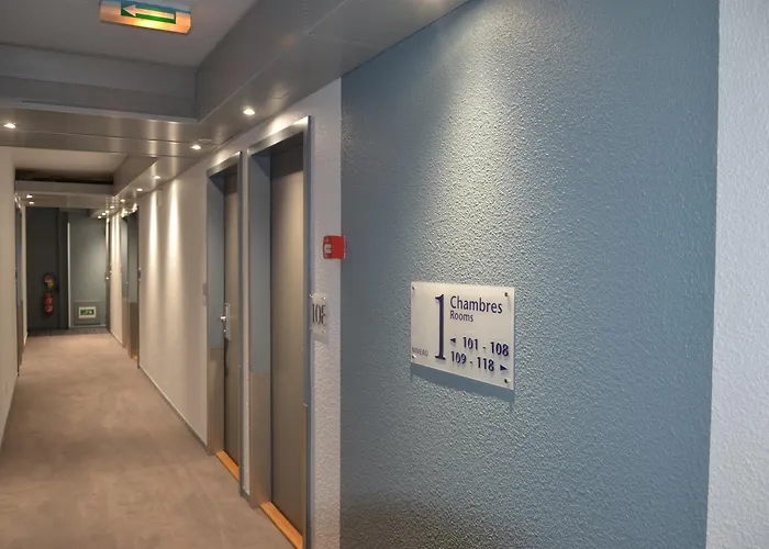 Kyriad Centre - Restaurant Moze 3* Мец