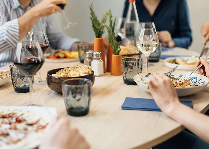 Отель Kyriad Centre - Restaurant Moze