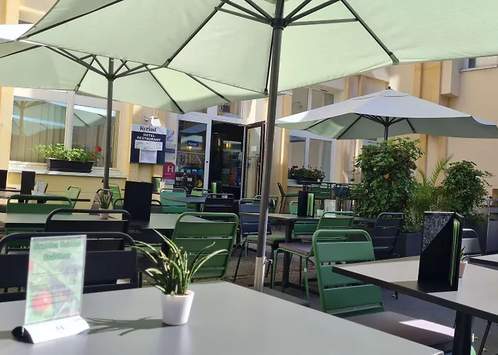 Kyriad Centre - Restaurant Moze Mety