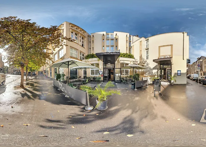 Kyriad Centre - Restaurant Moze 3* Мец